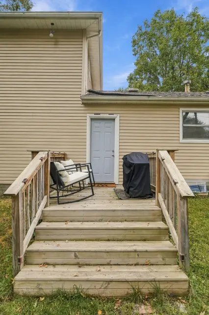 2919 S 37th St: back of the home and yard, photo 38